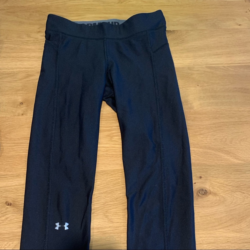 Under armour leggings. Crop.